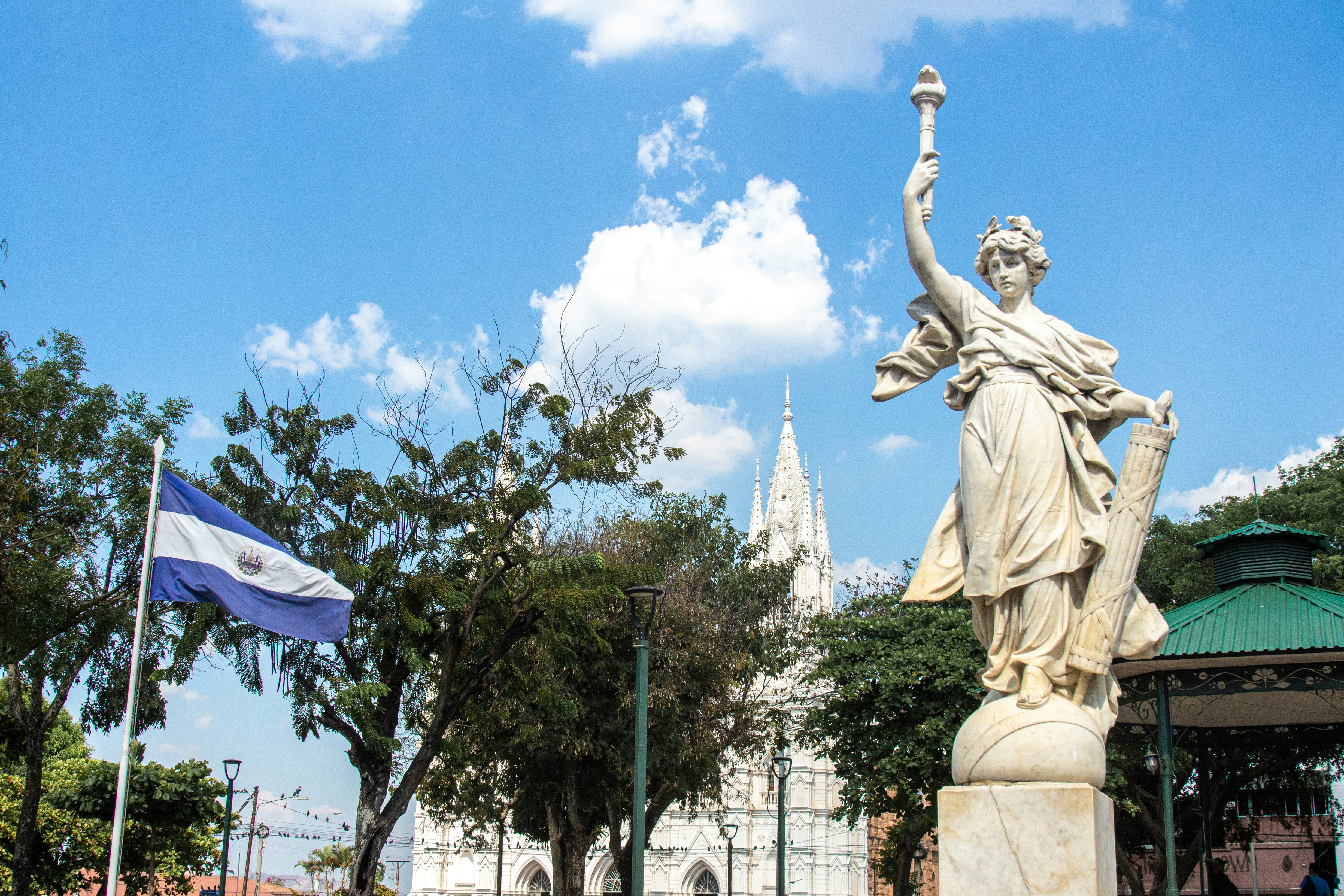 El Salvador Surf Coast and Crater Lakes