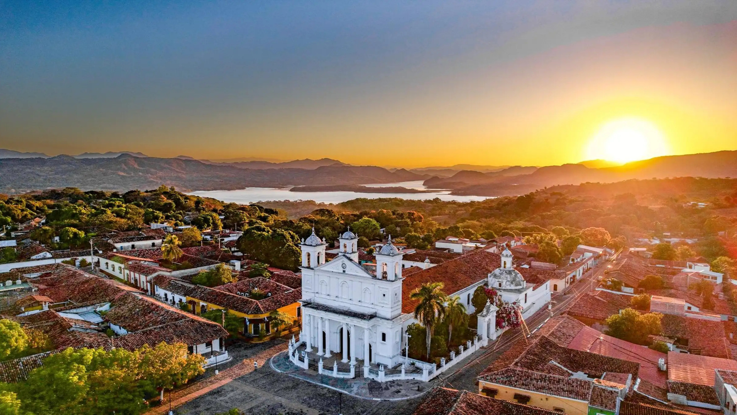 El Salvador landschap en Midden-Amerika route